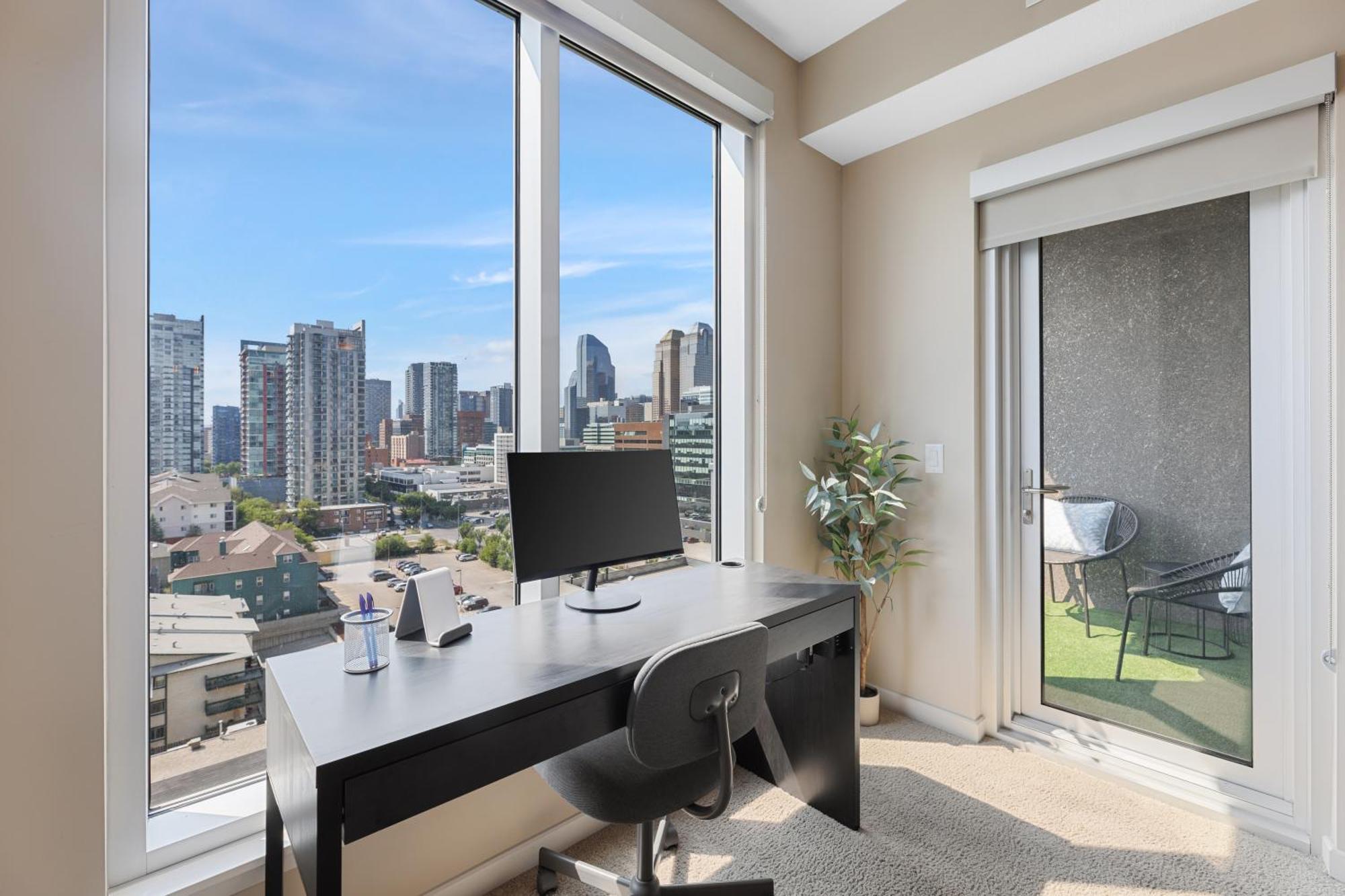 Heart Of Downtown Calgary Spacious Luxury Condo With Stunning Views And Premium Amenities المظهر الخارجي الصورة
