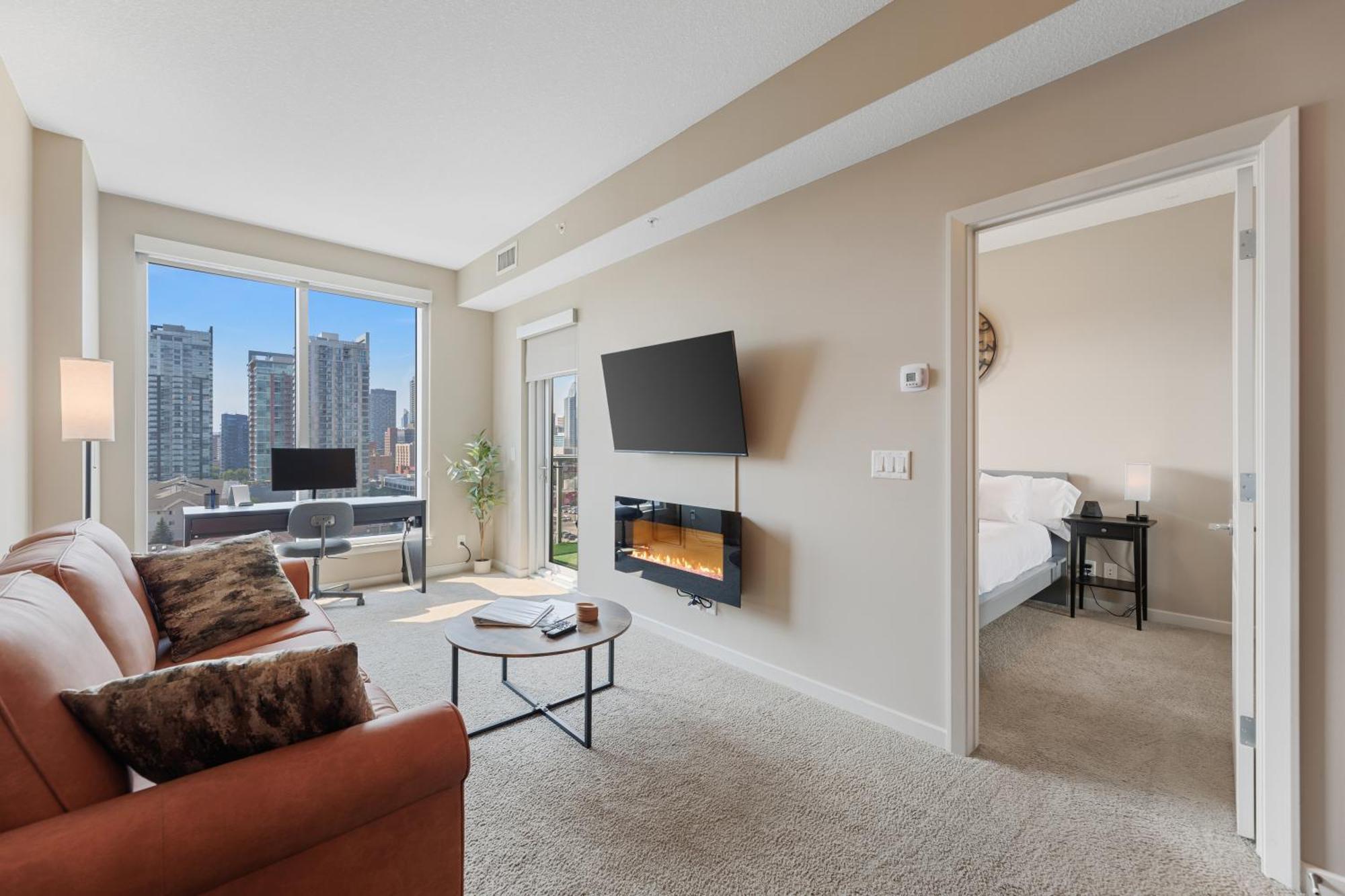 Heart Of Downtown Calgary Spacious Luxury Condo With Stunning Views And Premium Amenities المظهر الخارجي الصورة